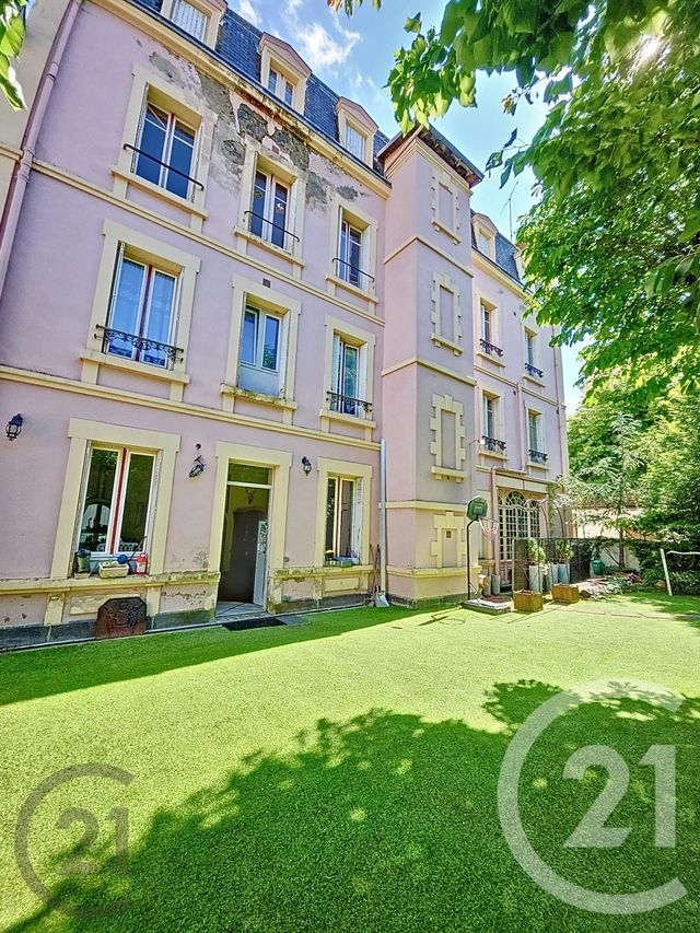 maison à vendre - 22 pièces - 609.54 m2 - CHATEL GUYON - 63 - AUVERGNE - Century 21 Agence Girard
