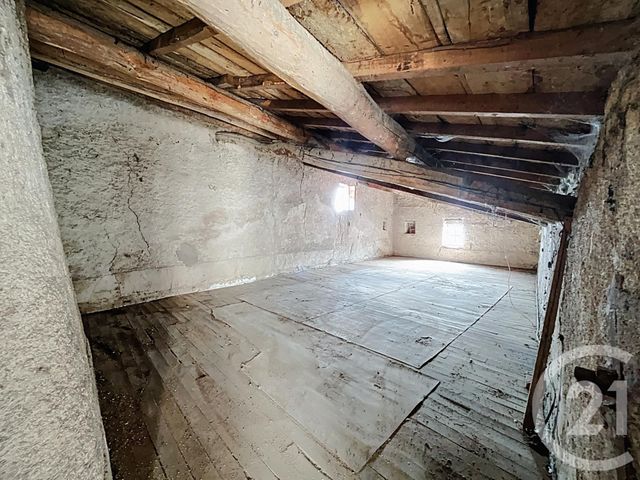 Afficher la photo en grand maison à vendre - 5 pièces - 131.1 m2 - CHATEL GUYON - 63 - AUVERGNE - Century 21 Agence Girard