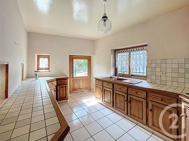 Afficher la photo en grand maison à vendre - 5 pièces - 131.1 m2 - CHATEL GUYON - 63 - AUVERGNE - Century 21 Agence Girard