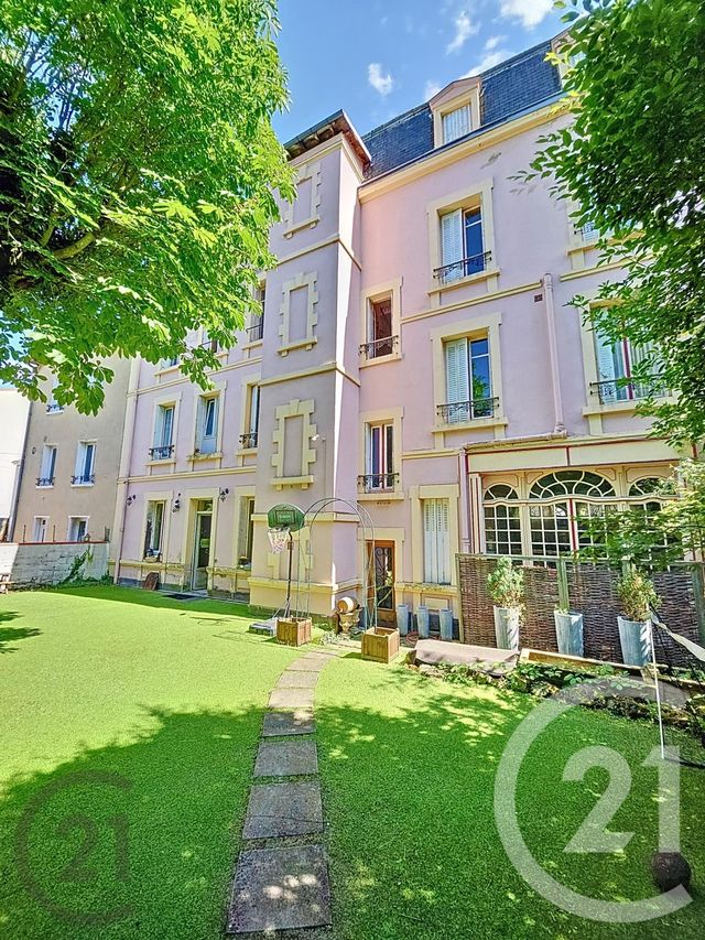 immeuble - CHATEL GUYON - 63