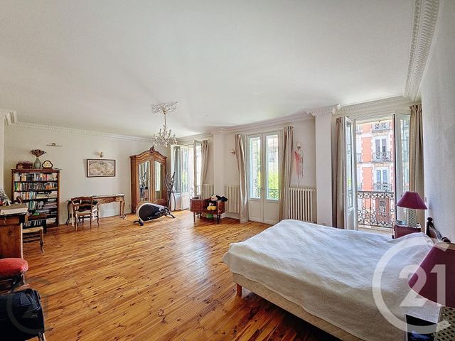 immeuble à vendre - 610.0 m2 - CHATEL GUYON - 63 - AUVERGNE - Century 21 Agence Girard