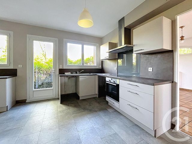 maison à vendre - 5 pièces - 161.26 m2 - RIOM - 63 - AUVERGNE - Century 21 Agence Girard