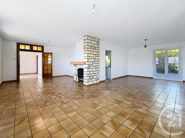 maison à vendre - 5 pièces - 161.26 m2 - RIOM - 63 - AUVERGNE - Century 21 Agence Girard