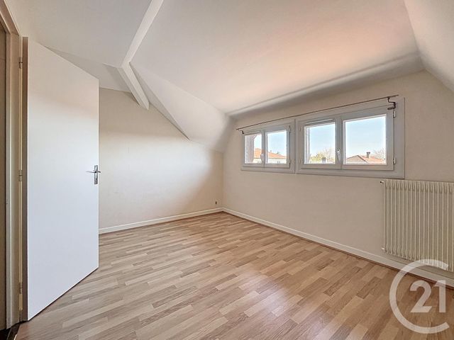 maison à vendre - 5 pièces - 161.26 m2 - RIOM - 63 - AUVERGNE - Century 21 Agence Girard