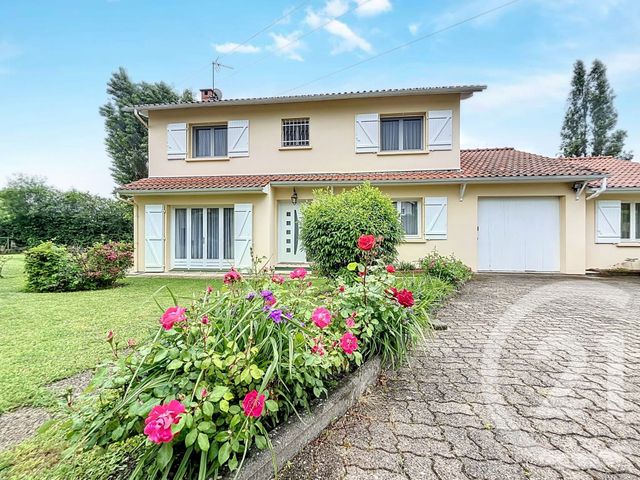 maison à vendre - 6 pièces - 170.0 m2 - MOZAC - 63 - AUVERGNE - Century 21 Agence Girard