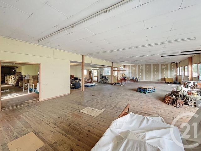 Afficher la photo en grand maison à vendre - 7 pièces - 342.3 m2 - COMBRONDE - 63 - AUVERGNE - Century 21 Agence Girard