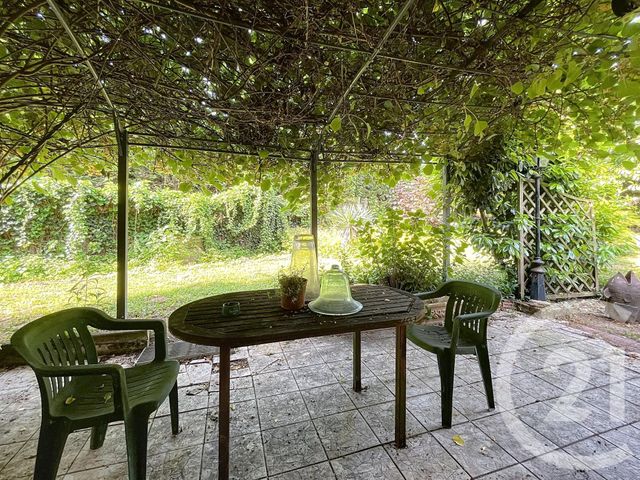 Afficher la photo en grand maison à vendre - 7 pièces - 342.3 m2 - COMBRONDE - 63 - AUVERGNE - Century 21 Agence Girard