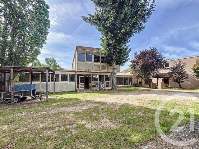 Afficher la photo en grand maison à vendre - 7 pièces - 342.3 m2 - COMBRONDE - 63 - AUVERGNE - Century 21 Agence Girard