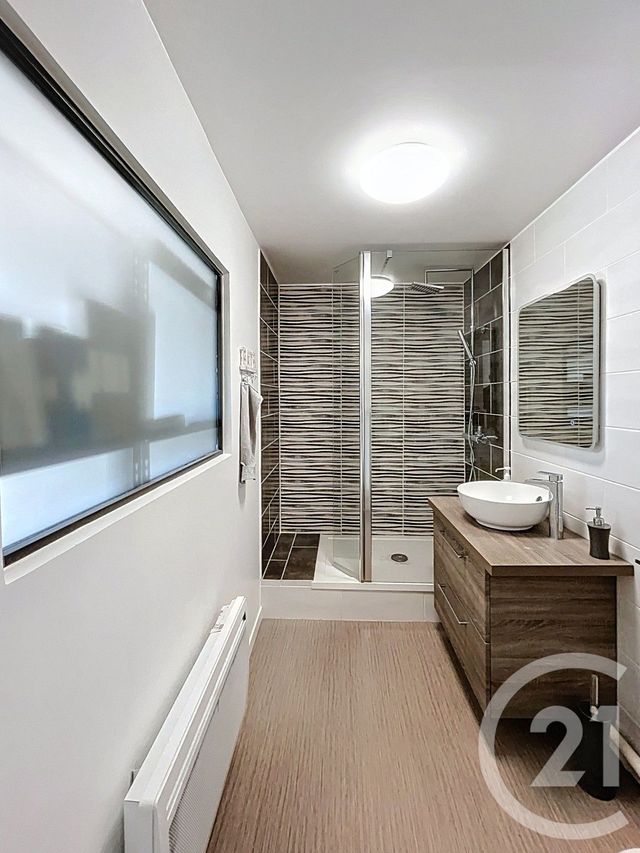 immeuble à vendre - 140.0 m2 - ST BONNET PRES RIOM - 63 - AUVERGNE - Century 21 Agence Girard