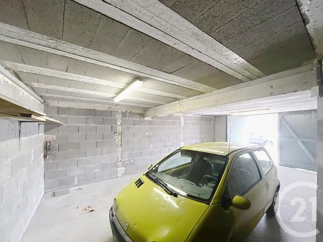 maison à vendre - 7 pièces - 190.0 m2 - RIOM - 63 - AUVERGNE - Century 21 Agence Girard