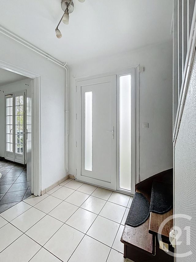 maison à vendre - 5 pièces - 83.0 m2 - RIOM - 63 - AUVERGNE - Century 21 Agence Girard