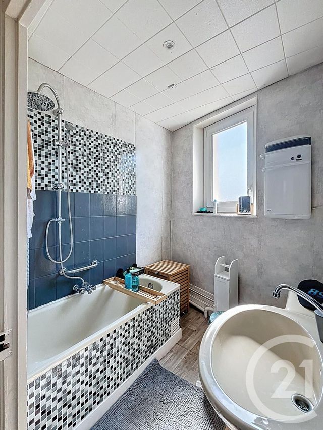 maison à vendre - 4 pièces - 90.0 m2 - RANDAN - 63 - AUVERGNE - Century 21 Agence Girard