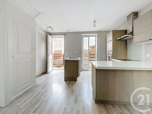 maison à vendre - 4 pièces - 94.0 m2 - MOZAC - 63 - AUVERGNE - Century 21 Agence Girard