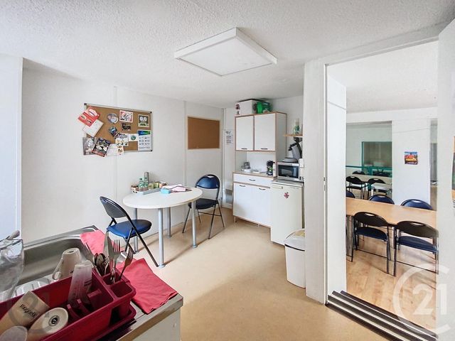 Afficher la photo en grand Appartement Local à vendre - 4 pièces - 170.0 m2 - RIOM - 63 - AUVERGNE - Century 21 Agence Girard