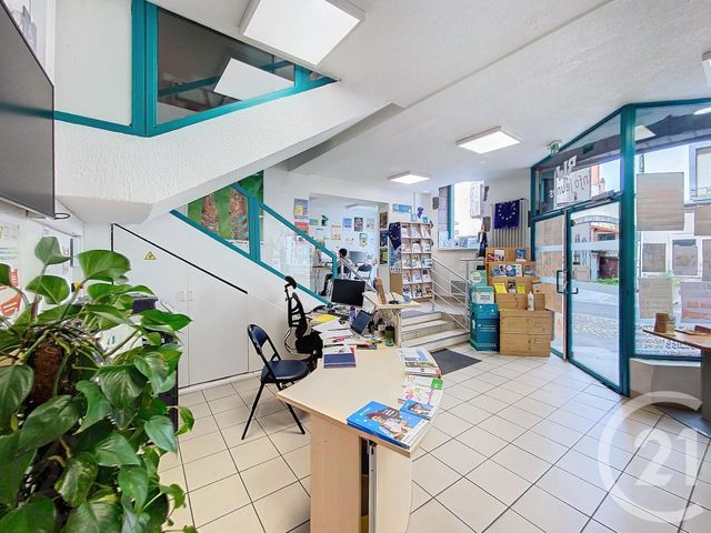 Afficher la photo en grand Appartement Local à vendre - 4 pièces - 170.0 m2 - RIOM - 63 - AUVERGNE - Century 21 Agence Girard