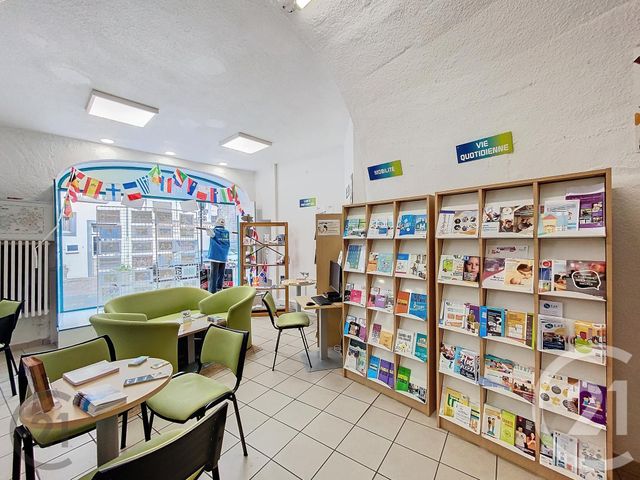 Afficher la photo en grand Appartement Local à vendre - 4 pièces - 170.0 m2 - RIOM - 63 - AUVERGNE - Century 21 Agence Girard