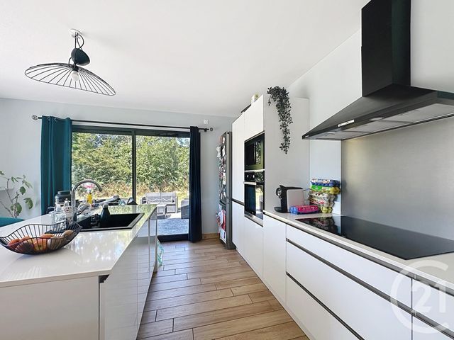 maison à vendre - 4 pièces - 92.0 m2 - LOUBEYRAT - 63 - AUVERGNE - Century 21 Agence Girard