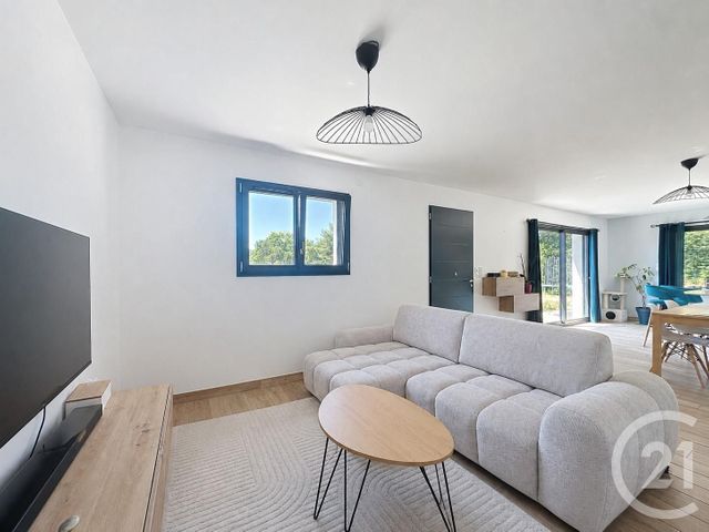 maison à vendre - 4 pièces - 92.0 m2 - LOUBEYRAT - 63 - AUVERGNE - Century 21 Agence Girard