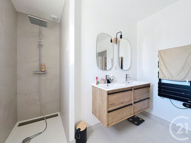 maison à vendre - 4 pièces - 92.0 m2 - LOUBEYRAT - 63 - AUVERGNE - Century 21 Agence Girard