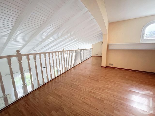 maison à vendre - 6 pièces - 141.04 m2 - MARSAT - 63 - AUVERGNE - Century 21 Agence Girard