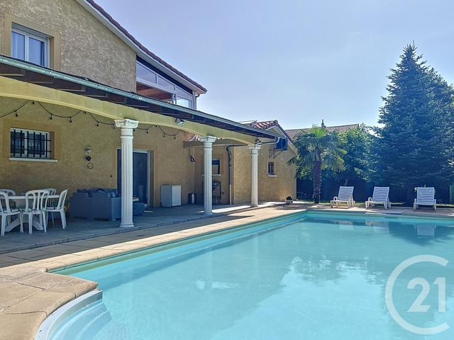 maison à vendre - 6 pièces - 213.0 m2 - RIOM - 63 - AUVERGNE - Century 21 Agence Girard