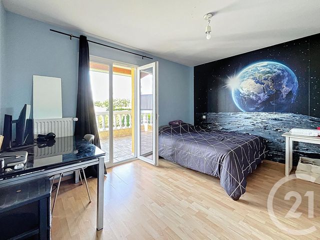 maison à vendre - 6 pièces - 213.0 m2 - RIOM - 63 - AUVERGNE - Century 21 Agence Girard