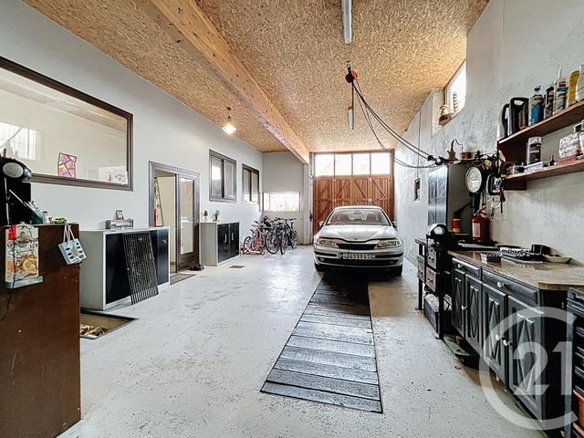 Afficher la photo en grand maison à vendre - 7 pièces - 212.93 m2 - MOZAC - 63 - AUVERGNE - Century 21 Agence Girard