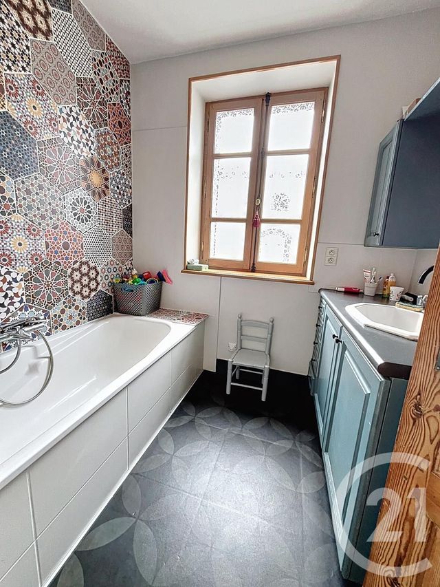 Afficher la photo en grand maison à vendre - 7 pièces - 212.93 m2 - MOZAC - 63 - AUVERGNE - Century 21 Agence Girard