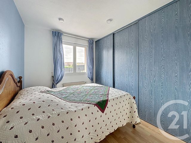 maison à vendre - 5 pièces - 81.67 m2 - RIOM - 63 - AUVERGNE - Century 21 Agence Girard