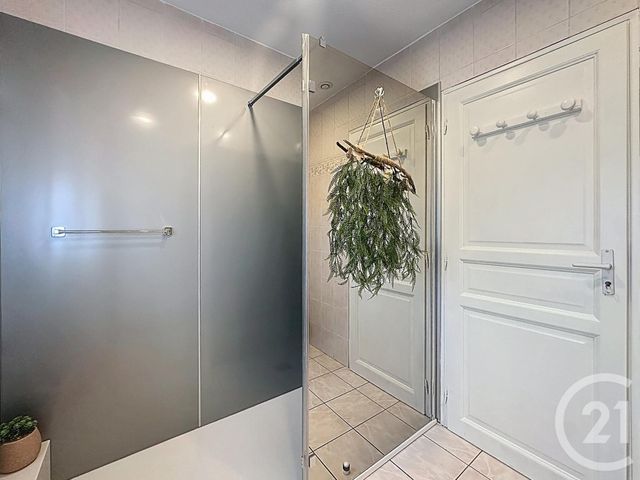 maison à vendre - 5 pièces - 81.67 m2 - RIOM - 63 - AUVERGNE - Century 21 Agence Girard