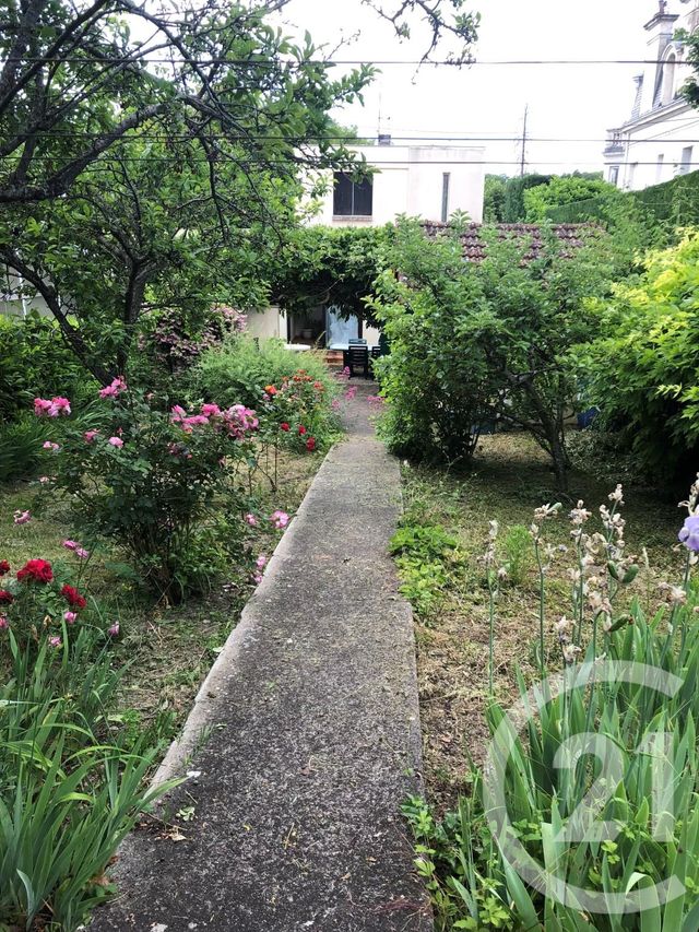 maison à vendre - 7 pièces - 146.4 m2 - CHATEL GUYON - 63 - AUVERGNE - Century 21 Agence Girard