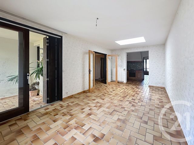 maison à vendre - 7 pièces - 146.4 m2 - CHATEL GUYON - 63 - AUVERGNE - Century 21 Agence Girard