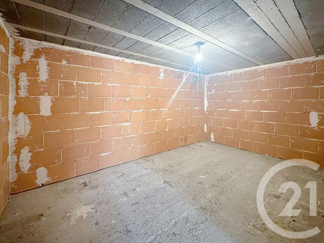 maison à vendre - 7 pièces - 146.4 m2 - CHATEL GUYON - 63 - AUVERGNE - Century 21 Agence Girard