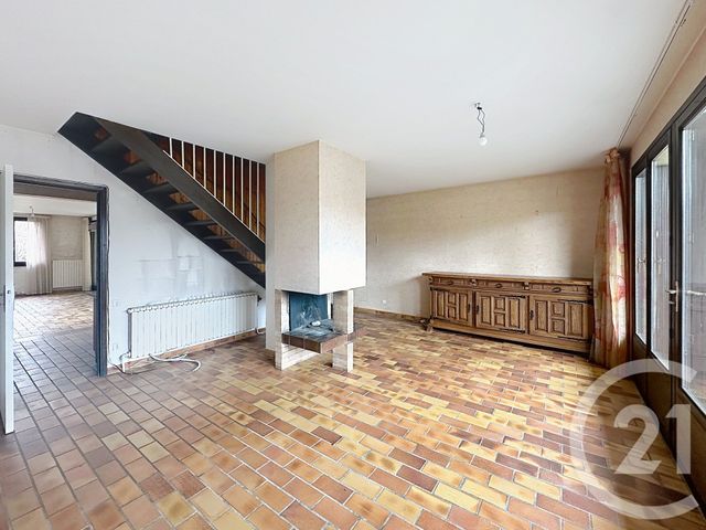 maison à vendre - 7 pièces - 146.4 m2 - CHATEL GUYON - 63 - AUVERGNE - Century 21 Agence Girard