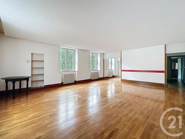 Afficher la photo en grand maison à vendre - 8 pièces - 210.0 m2 - RIOM - 63 - AUVERGNE - Century 21 Agence Girard