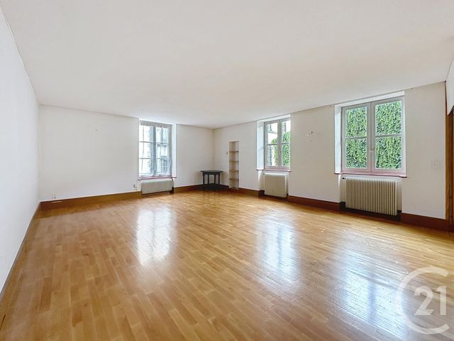 Afficher la photo en grand maison à vendre - 8 pièces - 210.0 m2 - RIOM - 63 - AUVERGNE - Century 21 Agence Girard