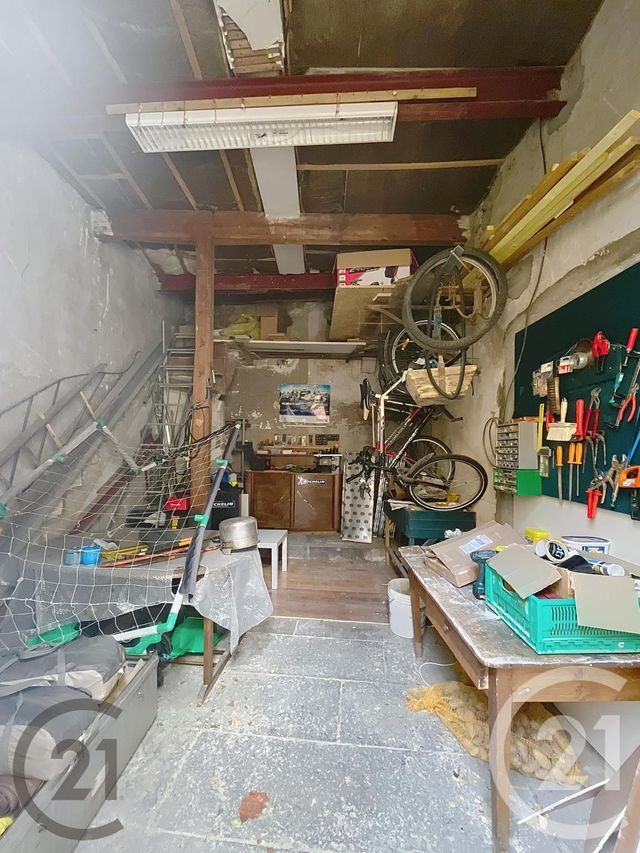 Afficher la photo en grand maison à vendre - 8 pièces - 210.0 m2 - RIOM - 63 - AUVERGNE - Century 21 Agence Girard