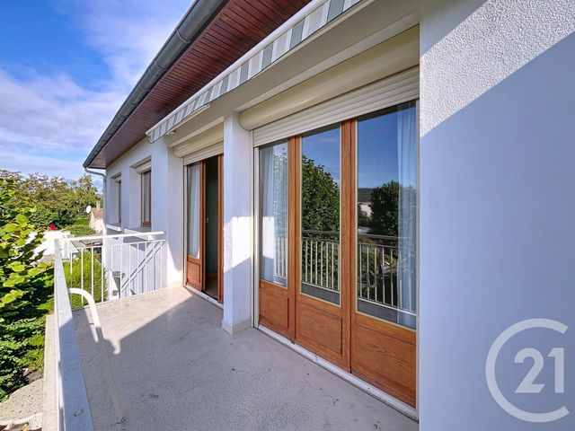 maison à vendre - 6 pièces - 109.5 m2 - RIOM - 63 - AUVERGNE - Century 21 Agence Girard