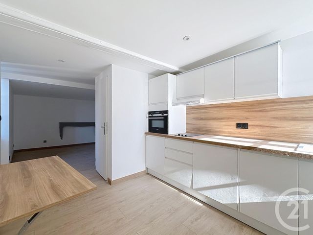 Appartement F3 à vendre - 3 pièces - 63.94 m2 - RIOM - 63 - AUVERGNE - Century 21 Agence Girard