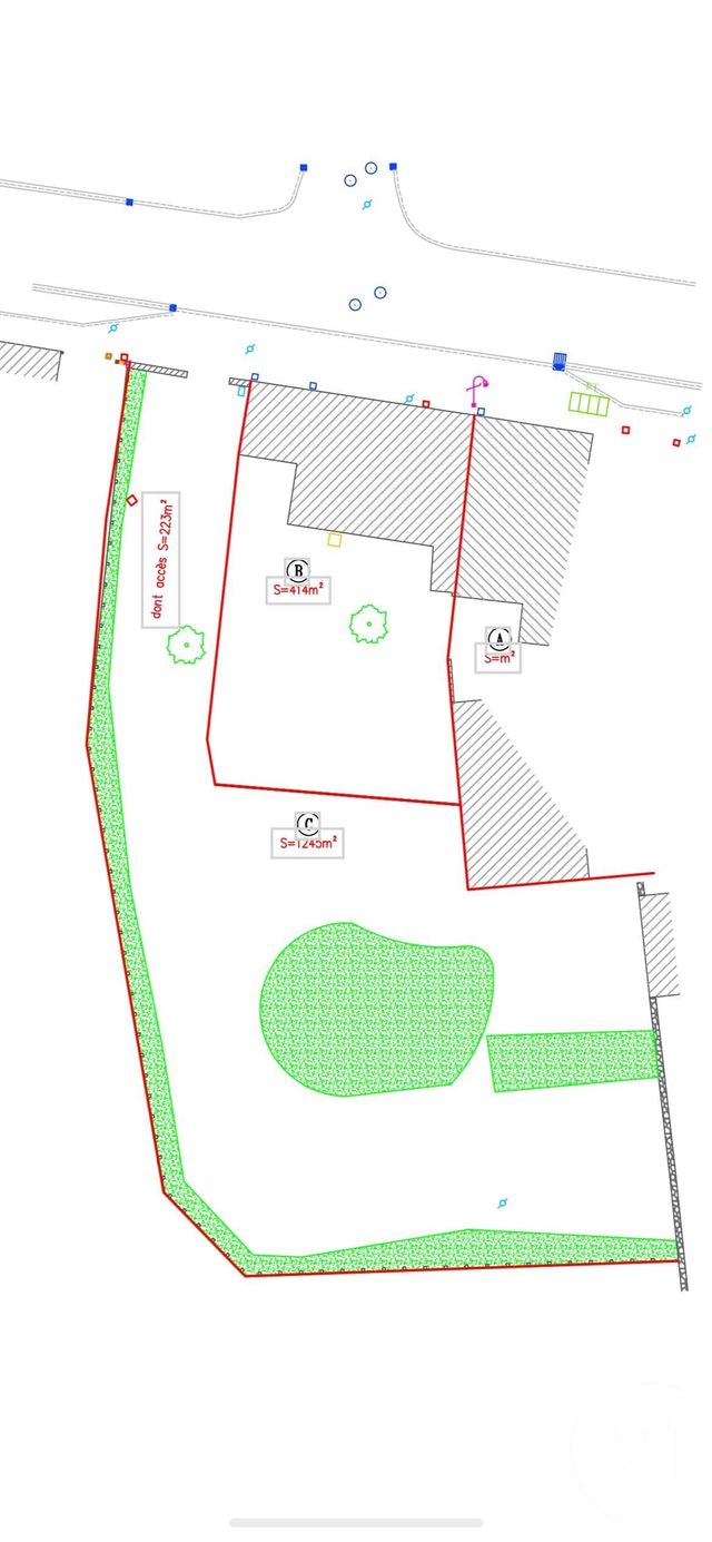 terrain - RIOM - 63