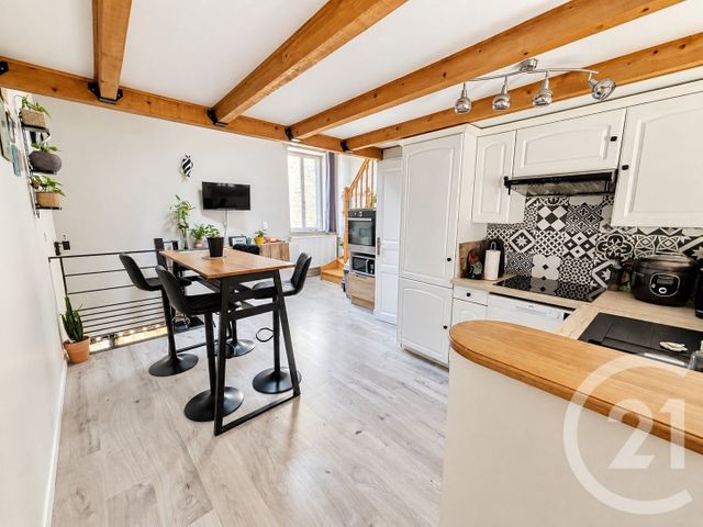 maison à vendre - 2 pièces - 51.41 m2 - CHATEL GUYON - 63 - AUVERGNE - Century 21 Agence Girard