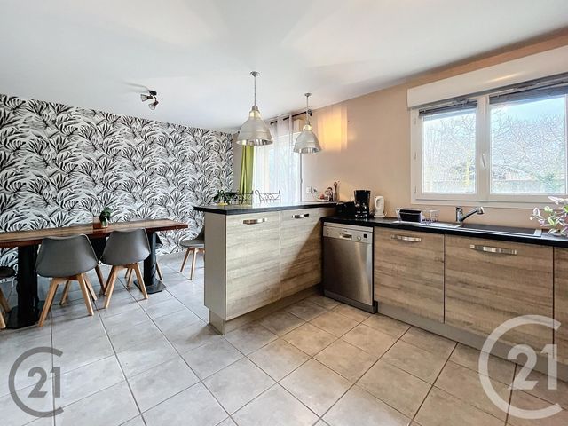 maison à vendre - 4 pièces - 88.92 m2 - MALAUZAT - 63 - AUVERGNE - Century 21 Agence Girard