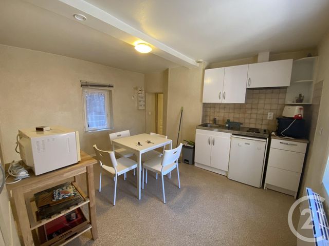 Appartement F1 à louer - 1 pièce - 32.5 m2 - VOLVIC - 63 - AUVERGNE - Century 21 Agence Girard