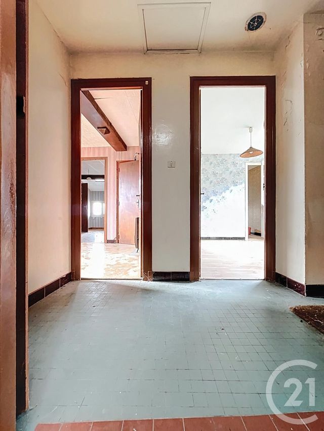 Afficher la photo en grand maison à vendre - 6 pièces - 165.0 m2 - VOLVIC - 63 - AUVERGNE - Century 21 Agence Girard