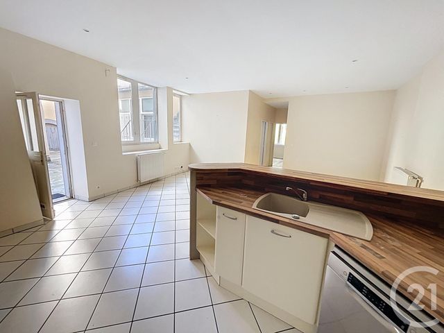 Appartement F4 à vendre - 4 pièces - 103.3 m2 - RIOM - 63 - AUVERGNE - Century 21 Agence Girard