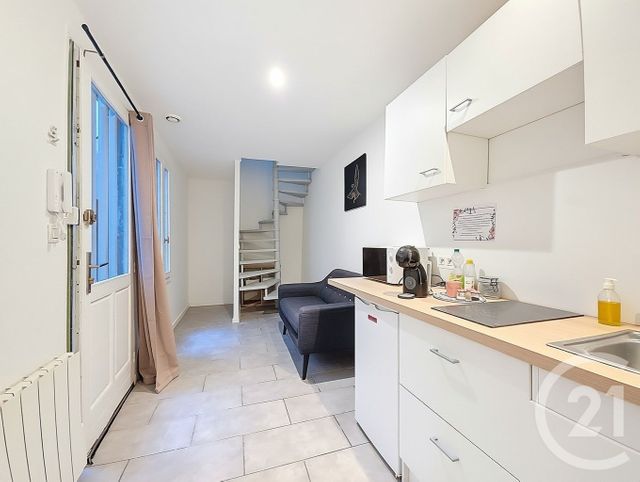 Appartement F2 à vendre - 2 pièces - 24.0 m2 - RIOM - 63 - AUVERGNE - Century 21 Agence Girard