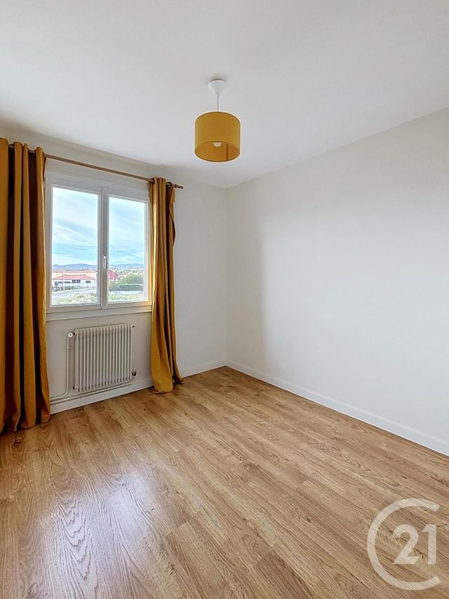 maison à vendre - 4 pièces - 88.0 m2 - CHATEAUGAY - 63 - AUVERGNE - Century 21 Agence Girard