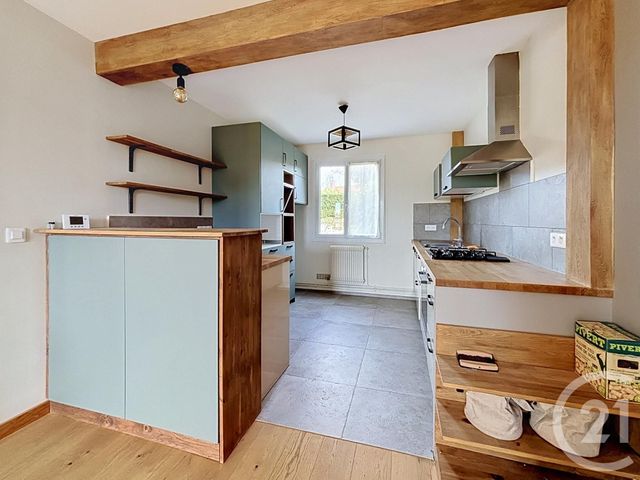 maison à vendre - 4 pièces - 88.0 m2 - CHATEAUGAY - 63 - AUVERGNE - Century 21 Agence Girard