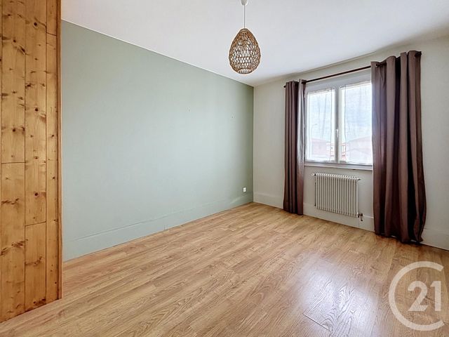 maison à vendre - 4 pièces - 88.0 m2 - CHATEAUGAY - 63 - AUVERGNE - Century 21 Agence Girard