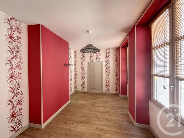 Appartement F3 à vendre - 3 pièces - 69.77 m2 - RIOM - 63 - AUVERGNE - Century 21 Agence Girard